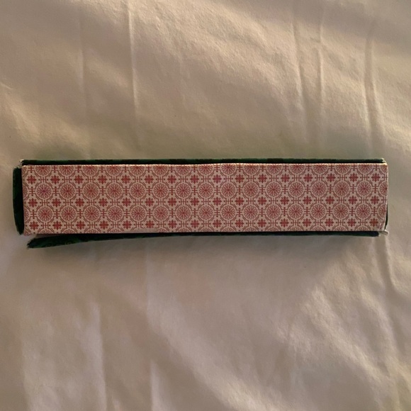 CHINESE FLOWER BAMBOO FOLDING HAND FAN + BOX + YELLOW TASSEL - Picture 7 of 14